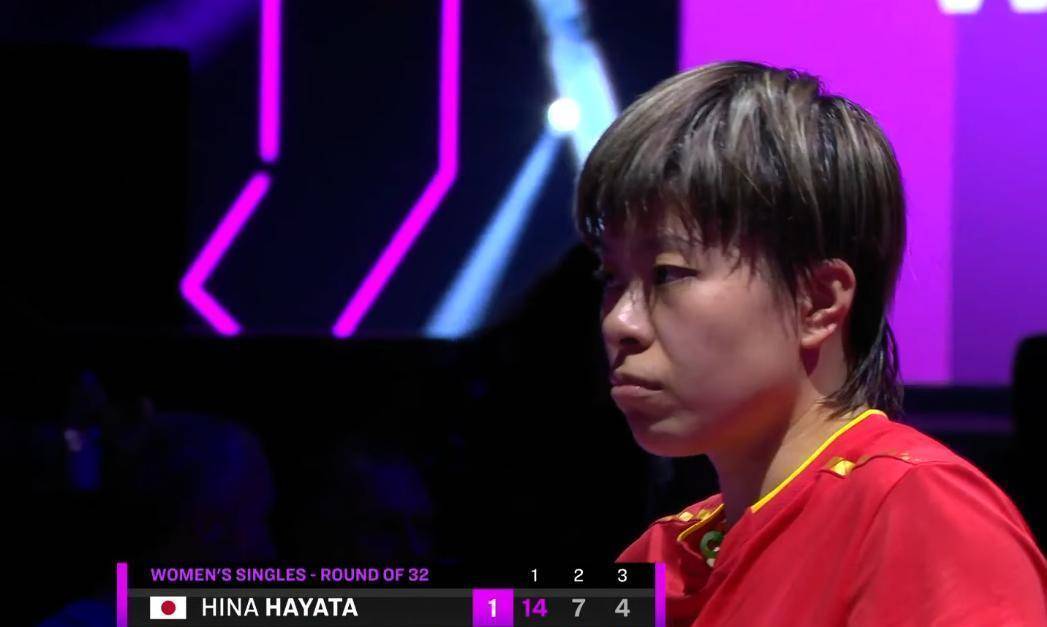 突发！早田希娜忽然暂停比赛，手指球童抗议