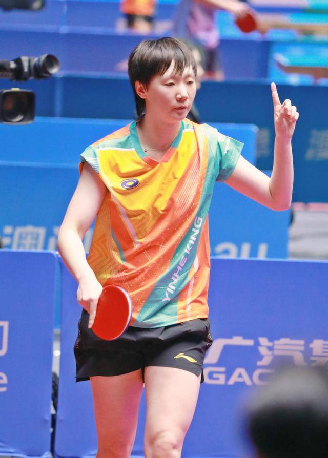 王曼昱：分分钟可能输掉比赛，太不应该了！